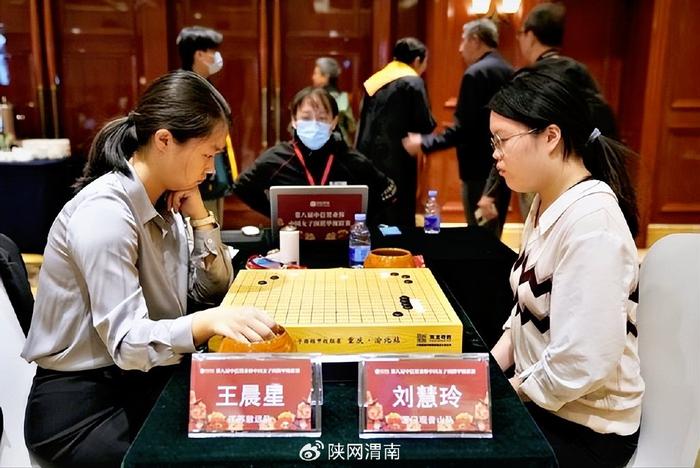 叙事(2023年香港最新资料)16 强棋手齐聚白水，聂卫平亲临现场助力，谁将成为中国女子围棋国手赛冠军？