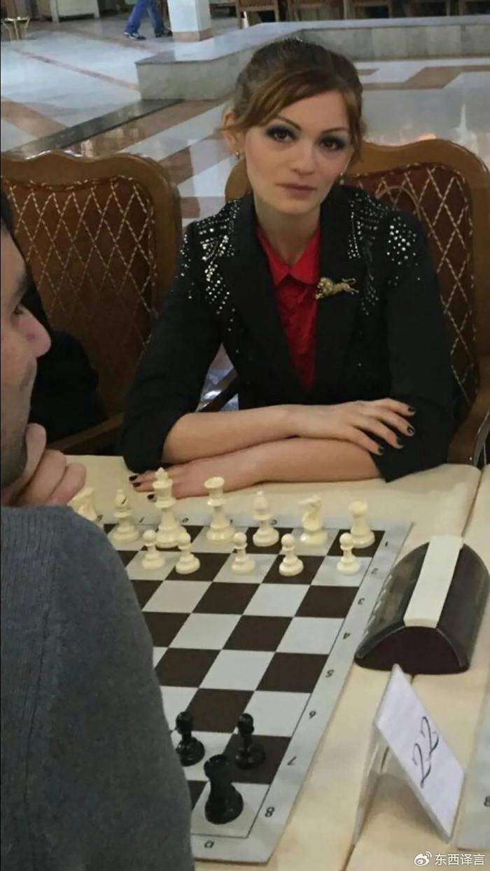 不看后悔(2023澳门资料大全正版资料)30 岁俄罗斯美女棋手夺冠后突发怪病，监控视频曝光惊人一幕