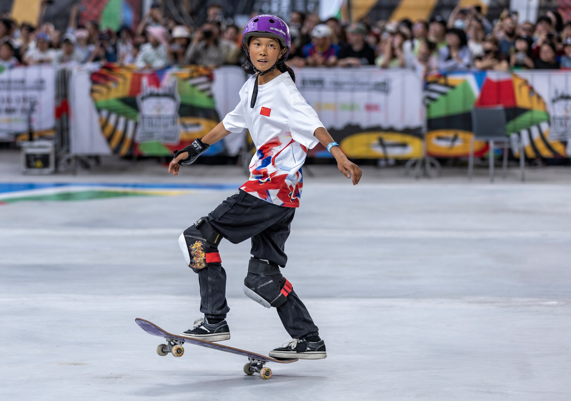 评估(澳门今天晚上开什么特马)14 岁滑板少女崔宸曦，从一见钟情到征战奥运，她的成长是一场爆改  第4张